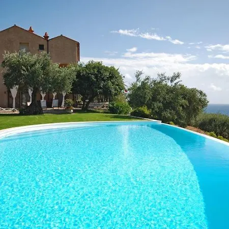 Sleeps 12 Pool Wifi Villa *